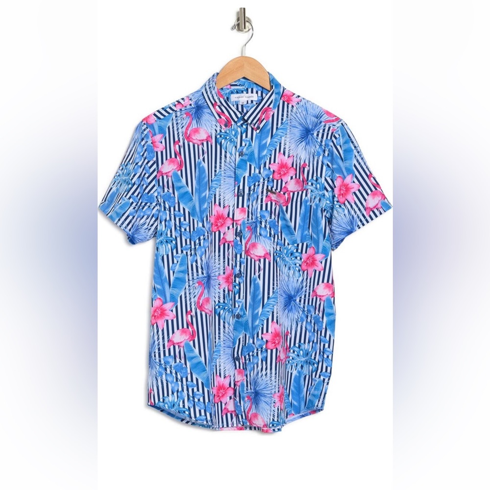 Vintage Summer Men’s button down casual short sleeve polo regular. Size medium.